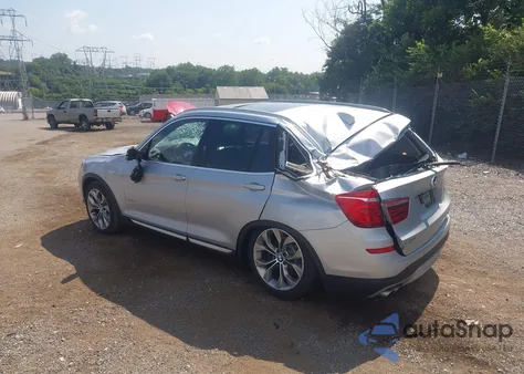 2017 BMW X3 xDrive28I z USA, uszkodzony, nr VIN 5UXWX9C31H0T22382